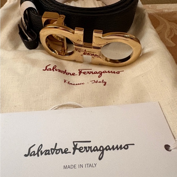 Salvatore Ferragamo Accessories - Salvatore Ferragamo Reversible Black and Pink Belt with Gold Buckle